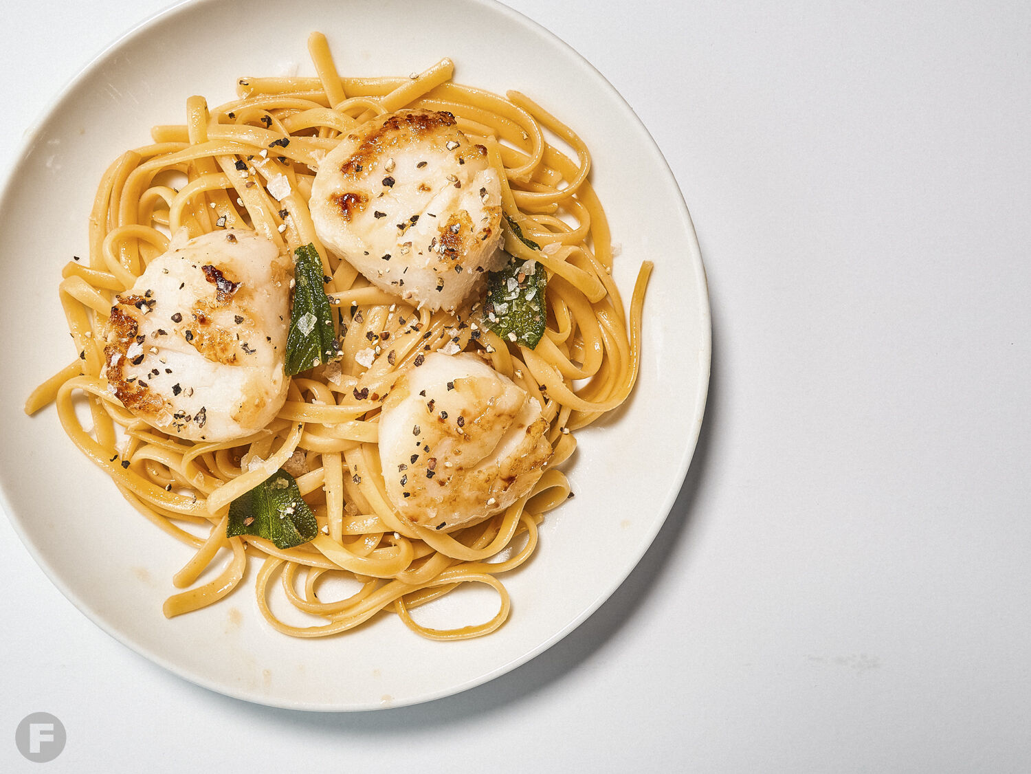 Linguine and Scallops in a Sherry Sauce
